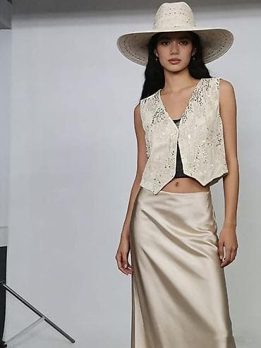 🔥Ženski prsluk sa šljokicama
2500 din na lalafo.rs — 3 🔥Ženski prsluk sa šljokicama
2500 din — 3