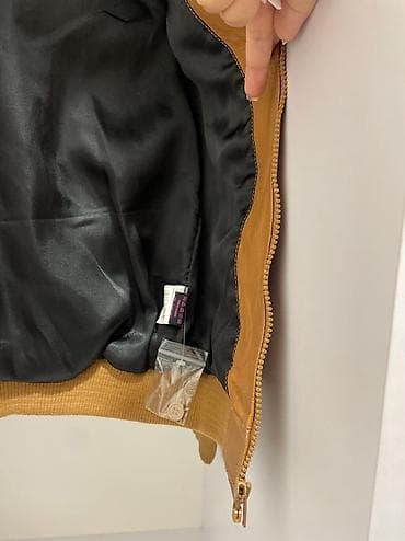 Jakna eko koza, nova, oker nijansa strukiran model moze S-M-L na lalafo.rs — 2 Jakna eko koza, nova, oker nijansa strukiran model moze S-M-L — 2