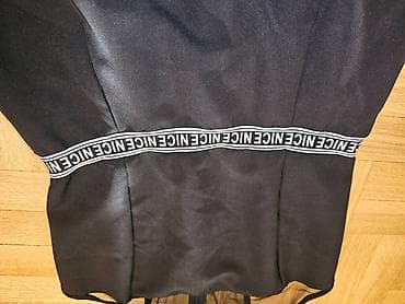 Women's Clothing: Haljina u veličini 36. Skroz je crna, svetlost koja se vidi nije na at lalafo.rs — 3 Women's Clothing: Haljina u veličini 36. Skroz je crna, svetlost koja se vidi nije na — 3