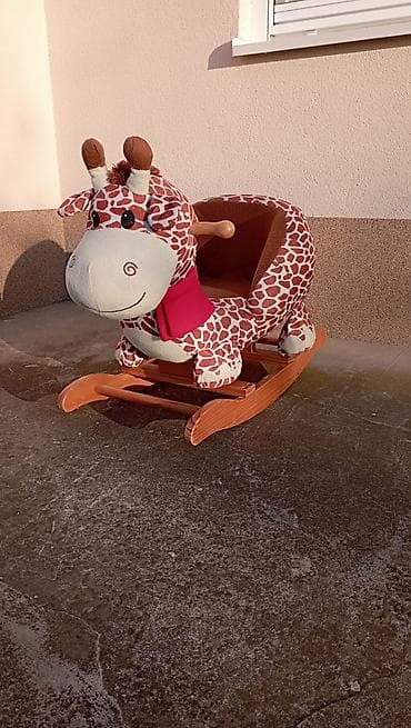 Продајем коришћену Жирафа њихалицу, добро очувану, погледати na lalafo.rs Продајем коришћену Жирафа њихалицу, добро очувану, погледати