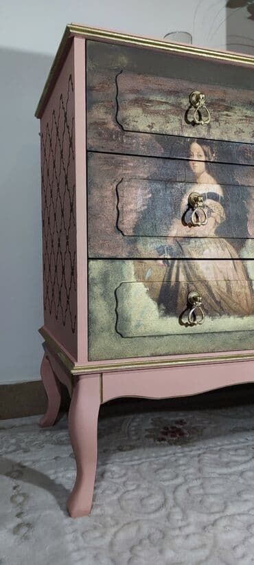 Antique Dressers: Jedinstvena unikatna komoda, rucno radjena. Korisceni su ornamenti od at lalafo.rs — 4 Antique Dressers: Jedinstvena unikatna komoda, rucno radjena. Korisceni su ornamenti od — 4