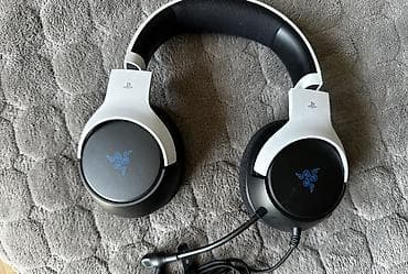 Dodaci i oprema za PlayStation konzole - Stanice/punjači za na lalafo.rs — 5 Dodaci i oprema za PlayStation konzole - Stanice/punjači za — 5