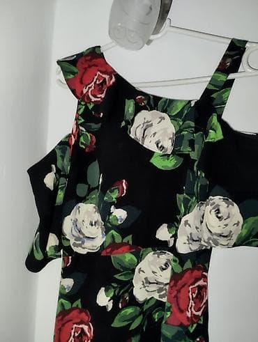 Ženska midi haljina s floralnim printom - Model: kroj u obliku slova na lalafo.rs Ženska midi haljina s floralnim printom - Model: kroj u obliku slova
