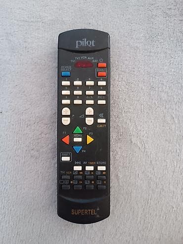 Pilot SUPERTEL daljinski upravljac. To je stariji model, bez ikakve na lalafo.rs Pilot SUPERTEL daljinski upravljac. To je stariji model, bez ikakve