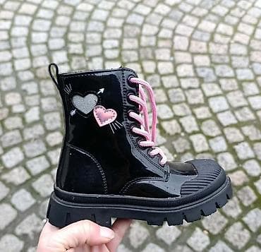 ❄️Dečje čizme – lakovane, sa srcima i roze pertlama LAGER ‼️‼️ Broj at lalafo.rs — 1 ❄️Dečje čizme – lakovane, sa srcima i roze pertlama LAGER ‼️‼️ Broj — 1