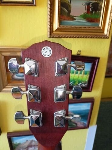 Accordions: Akustična gitara Squier by Fender – dreadnought oblik - Telo at lalafo.rs — 8 Accordions: Akustična gitara Squier by Fender – dreadnought oblik - Telo — 8