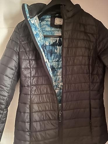 Ženska lagana puffer jakna, crna. - Kroj: strukirani, sa visokim na lalafo.rs — 3 Ženska lagana puffer jakna, crna. - Kroj: strukirani, sa visokim — 3