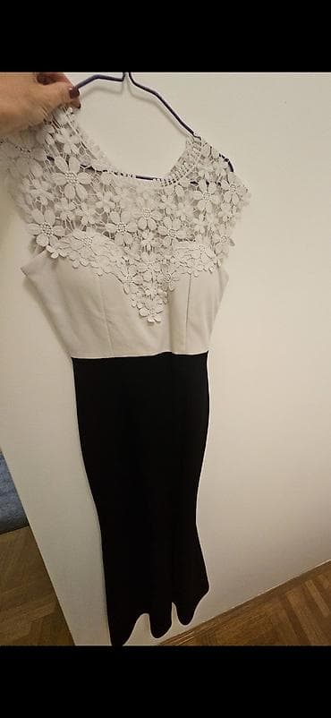 Elegantna ženska haljina maxi dužine koja kombinuje bež gornji deo sa na lalafo.rs — 1 Elegantna ženska haljina maxi dužine koja kombinuje bež gornji deo sa — 1