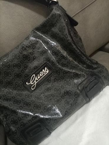 Guess tašna original kožna blago lakiranja,vrečasta sa širokim na lalafo.rs — 1 Guess tašna original kožna blago lakiranja,vrečasta sa širokim — 1