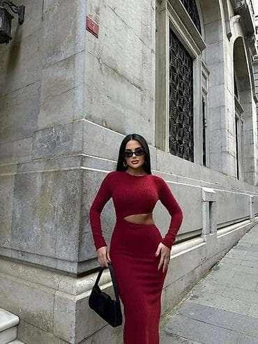 Rebrasta pletena haljina s izrezom na struku - Model: uska midi na lalafo.rs — 6 Rebrasta pletena haljina s izrezom na struku - Model: uska midi — 6