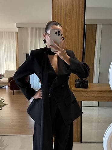 🔥Ženski elegantni komplet – sako i široke pantalone
✅3600 din na lalafo.rs — 10 🔥Ženski elegantni komplet – sako i široke pantalone
✅3600 din — 10