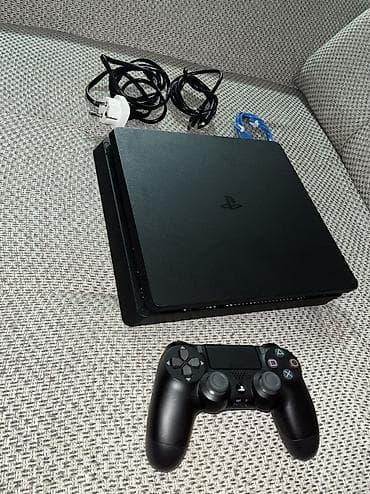 Prodajem PS4 Slim (500GB) u odličnom i potpuno ispravnom stanju.
U na lalafo.rs Prodajem PS4 Slim (500GB) u odličnom i potpuno ispravnom stanju.
U