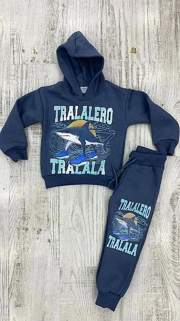 Dečiji trenerka set sa kapuljačom – “TRALALERO TRALALA” - Dvodijelni na lalafo.rs — 4 Dečiji trenerka set sa kapuljačom – “TRALALERO TRALALA” - Dvodijelni — 4