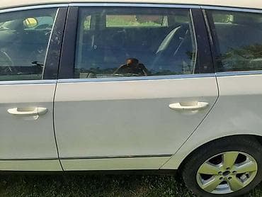 VRATA ZA VOLKSWAGEN PASSAT B6 | Vrata za Passata B6 Mogucnost slanja at lalafo.rs VRATA ZA VOLKSWAGEN PASSAT B6 | Vrata za Passata B6 Mogucnost slanja