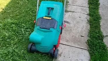 **Skidač mahovine-vertikulator Bosch UniversalVerticut 1100** ID na lalafo.rs — 7 **Skidač mahovine-vertikulator Bosch UniversalVerticut 1100** ID — 7