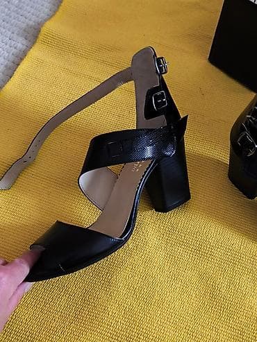 Elegantne ženske sandale na blok štiklu, crne boje. - Dizajn sa na lalafo.rs — 3 Elegantne ženske sandale na blok štiklu, crne boje. - Dizajn sa — 3