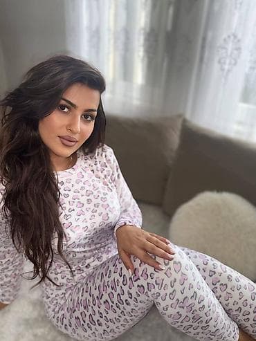 Pizame plis l.xl.xxl.xxl 1700din at lalafo.rs — 1 Pizame plis l.xl.xxl.xxl 1700din — 1