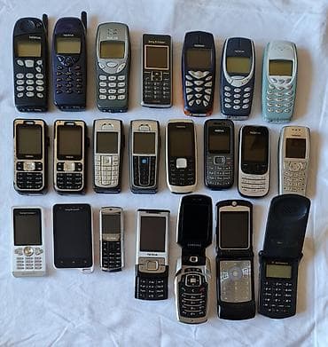 Kolekcija retro mobilnih telefona – miks klasičnih modela Nokia na lalafo.rs — 3 Kolekcija retro mobilnih telefona – miks klasičnih modela Nokia — 3