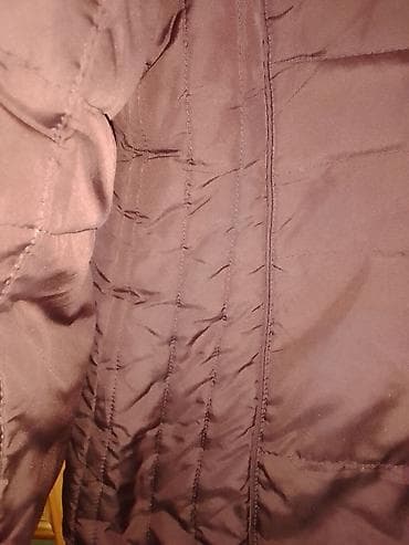 Braon zimska jakna,lagana,u odlicnom stanju na lalafo.rs — 4 Braon zimska jakna,lagana,u odlicnom stanju — 4