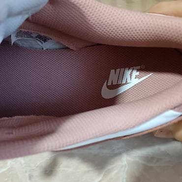 zenske broj: Nike Dunk Low – žensko izdanje u kombinaciji boja Rose/White - at lalafo.rs — 6 zenske broj: Nike Dunk Low – žensko izdanje u kombinaciji boja Rose/White - — 6