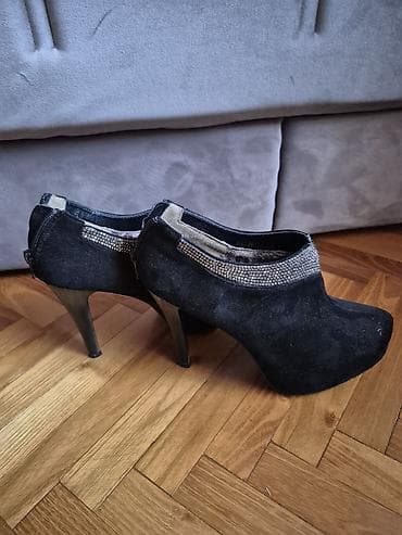Elegantne ženske cipele/ankle čizme na štiklu - Boja: crna - na lalafo.rs Elegantne ženske cipele/ankle čizme na štiklu - Boja: crna -