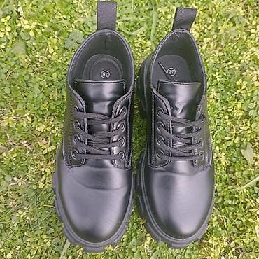 Crne ženske/uni chunky cipele sa platformom - Model: niske vezane na lalafo.rs — 3 Crne ženske/uni chunky cipele sa platformom - Model: niske vezane — 3