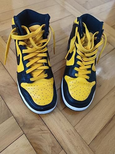 Nike patike, high dunk, žute, prelepe. Kupljene u Italiji, original na lalafo.rs — 3 Nike patike, high dunk, žute, prelepe. Kupljene u Italiji, original — 3