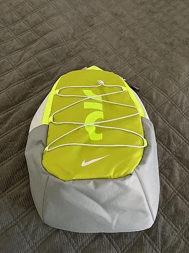 Other: NIKE AIR GRAPHICS Backpack 21l NOVO
DV at lalafo.rs — 4 Other: NIKE AIR GRAPHICS Backpack 21l NOVO
DV — 4