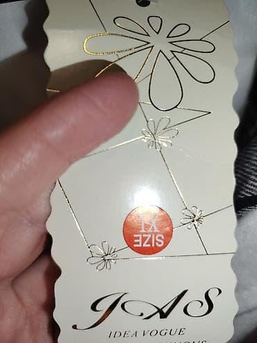 Ženski kaput sa kapuljačom – bela boja - Model: dvoredni kaput sa na lalafo.rs — 4 Ženski kaput sa kapuljačom – bela boja - Model: dvoredni kaput sa — 4