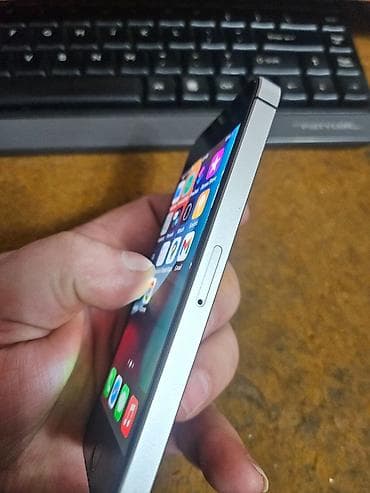 Apple iPhone SE – model MP822KN/A Iphon je potpuno ispravan tocid na lalafo.rs — 10 Apple iPhone SE – model MP822KN/A Iphon je potpuno ispravan tocid — 10