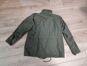 Maslinasto zelena vojnička jakna – muški model - Klasičan militari na lalafo.rs Maslinasto zelena vojnička jakna – muški model - Klasičan militari