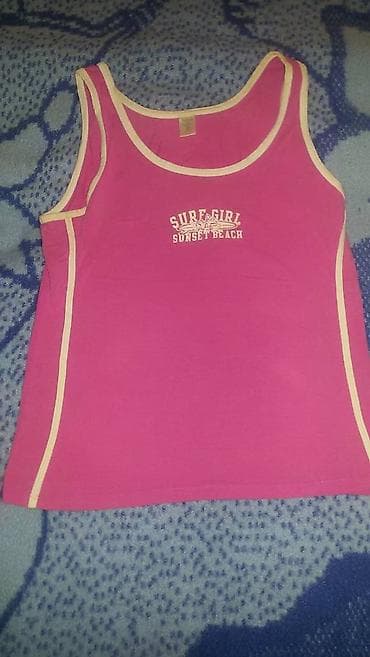 Na prodaju roza majica bez rukava, M veličina ali ima elastina. Stanje at lalafo.rs Na prodaju roza majica bez rukava, M veličina ali ima elastina. Stanje