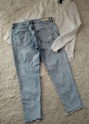 pantalone butiku ali: ZARA farmerke svetlog teksasa uske sa cepanim kolenima. Mere: Struk na lalafo.rs — 2 pantalone butiku ali: ZARA farmerke svetlog teksasa uske sa cepanim kolenima. Mere: Struk — 2