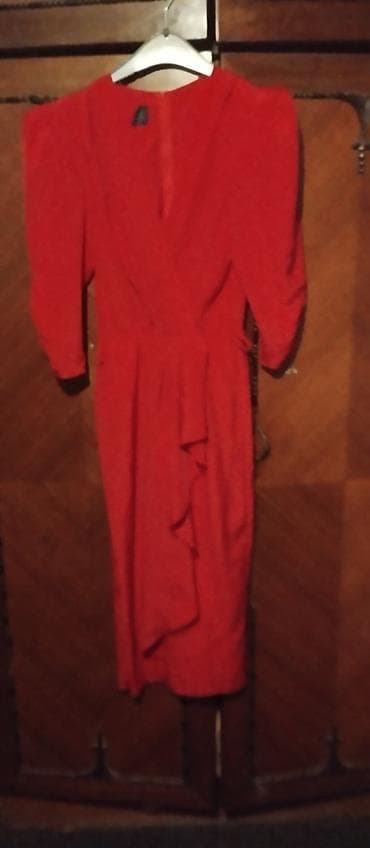 dve suknje po: Svećane/večernje haljine – set od 4 modela 1) Ljubičasta haljina od na lalafo.rs — 3 dve suknje po: Svećane/večernje haljine – set od 4 modela 1) Ljubičasta haljina od — 3