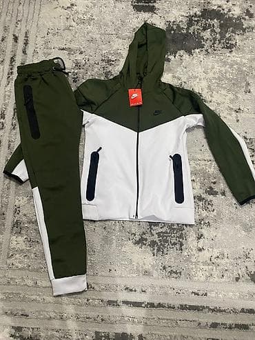 Komplet, XL, Nike, bоја - Šareno na lalafo.rs Komplet, XL, Nike, bоја - Šareno