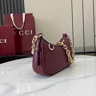 Mini torbica od kože sa reljefnim monogramom GG u bordo boji na lalafo.rs — 6 Mini torbica od kože sa reljefnim monogramom GG u bordo boji — 6