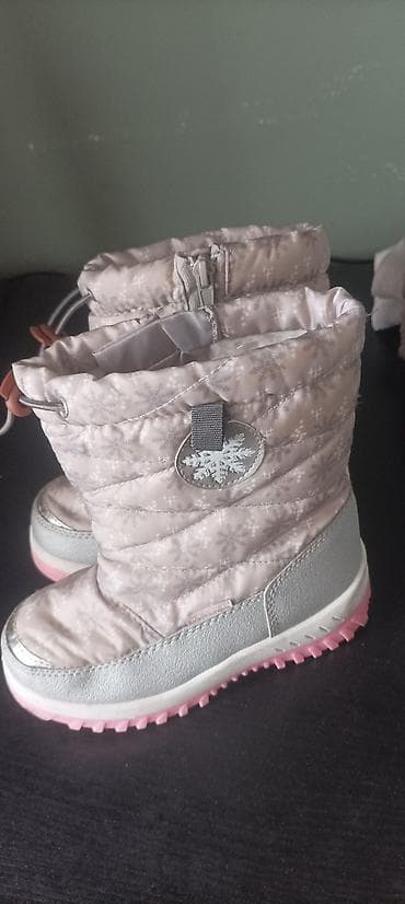 Cizme za devojcicu vel 29 nove na lalafo.rs — 2 Cizme za devojcicu vel 29 nove — 2