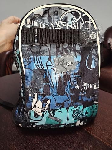 Ranac KOS sa urbanim/grafiti printom - Dizajn: višebojni na lalafo.rs — 1 Ranac KOS sa urbanim/grafiti printom - Dizajn: višebojni — 1