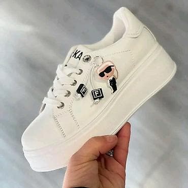 Ženske patike sa platformom i ukrasnim priveskom - Model: niske na lalafo.rs — 2 Ženske patike sa platformom i ukrasnim priveskom - Model: niske — 2