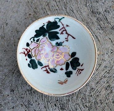 Antiques: Vintage Japanese Hand-painted bowl. Made in Japan. Signirano ORIGINAL at lalafo.rs — 3 Antiques: Vintage Japanese Hand-painted bowl. Made in Japan. Signirano ORIGINAL — 3