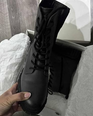 High boots, 39, color - Black at lalafo.rs — 3 High boots, 39, color - Black — 3