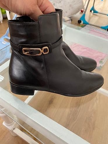 Ženske kožne gležnjače – crne - Materijal: glatka prirodna koža - na lalafo.rs — 5 Ženske kožne gležnjače – crne - Materijal: glatka prirodna koža - — 5