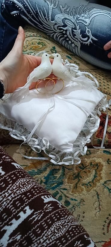 Svečana venčanica + dodatna oprema. Uplata pa slanje. - Klasična na lalafo.rs — 7 Svečana venčanica + dodatna oprema. Uplata pa slanje. - Klasična — 7