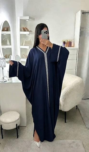 ✨Ženska kaftan/abaya haljina sa ukrasnom čipkanom trakom - Model at lalafo.rs — 1 ✨Ženska kaftan/abaya haljina sa ukrasnom čipkanom trakom - Model — 1