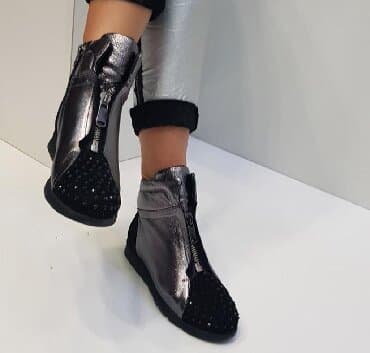 Gležnjače, 38 na lalafo.rs Gležnjače, 38