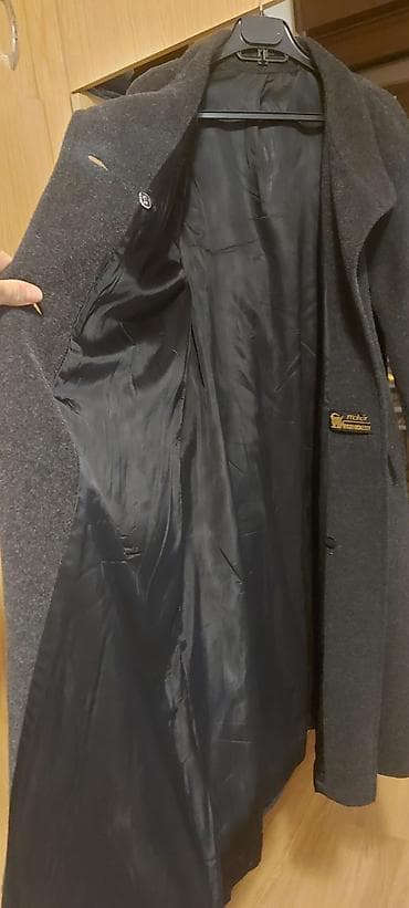 kozna jakna sa: Kaput tamno sivi moher vuna M L raritet Kaput je raritet, kao sto se na lalafo.rs — 6 kozna jakna sa: Kaput tamno sivi moher vuna M L raritet Kaput je raritet, kao sto se — 6