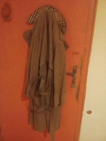 Original burberry mantil kupljen u engleskoj u odlicnom stanju na lalafo.rs — 4 Original burberry mantil kupljen u engleskoj u odlicnom stanju — 4