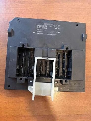 BODY CONTROL MODULE ZA VOLKSWAGEN GOLF 7 - 5Q0937084CJ | BCM (Body at lalafo.rs BODY CONTROL MODULE ZA VOLKSWAGEN GOLF 7 - 5Q0937084CJ | BCM (Body