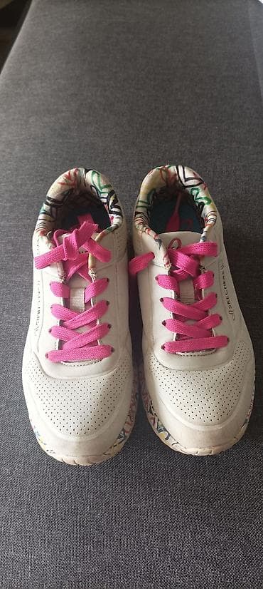 Skecers patike za devojcicu vel 32 na lalafo.rs — 1 Skecers patike za devojcicu vel 32 — 1