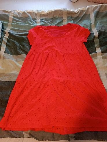 Crvena letnja haljina od broderije (eng. eyelet), A-kroja. - na lalafo.rs Crvena letnja haljina od broderije (eng. eyelet), A-kroja. -